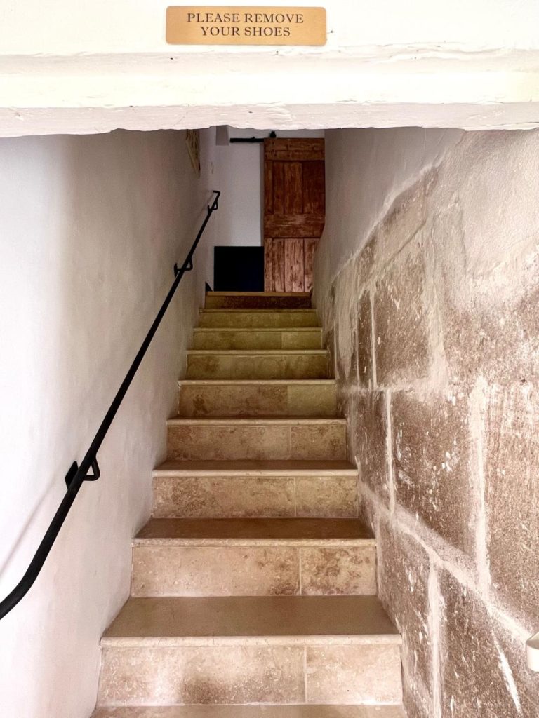 Private visit to the Mas des écoleliers, Chateaurenard, Avignon, text and photos Billie Blanket