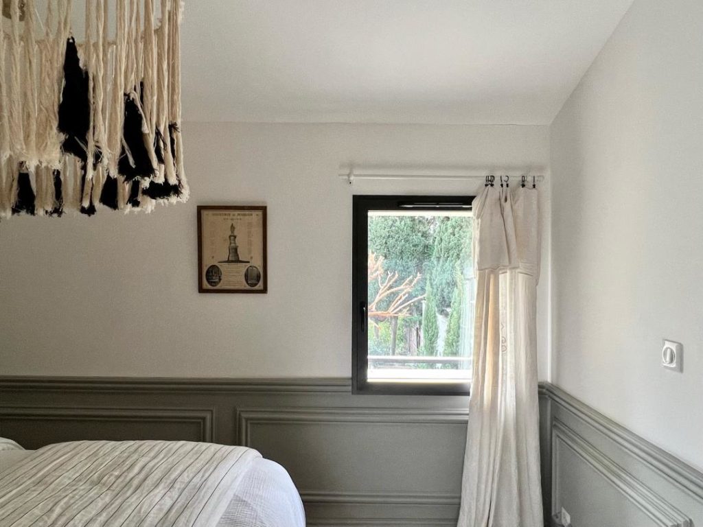 Private visit to the Mas des écoleliers, Chateaurenard, Avignon, text and photos Billie Blanket