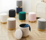 How to use poufs as seats and additional elements